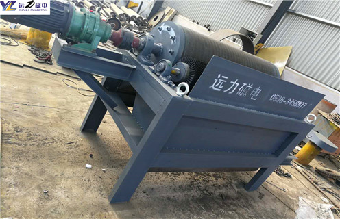 磁選機(jī),強(qiáng)磁磁選機(jī),強(qiáng)磁磁選機(jī)被分選的礦物干燥的后果是什么? 磁選機(jī),強(qiáng)磁磁選機(jī),強(qiáng)磁磁選機(jī)被分選的礦物干燥的后果是什么?