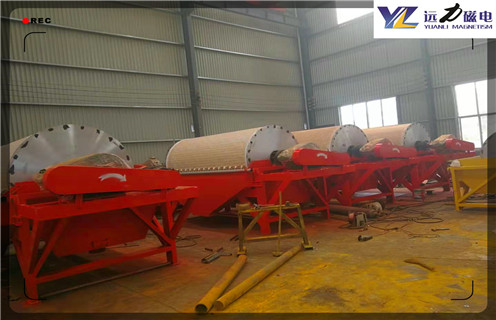 錳礦濕式磁選機,廣西錳礦濕式磁選機,推薦合適廠家_廣西錳礦濕式磁選機結構價格好,參數及磁場強度 錳礦濕式磁選機,廣西錳礦濕式磁選機,推薦合適廠家_廣西錳礦濕式磁選機結構價格好,參數及磁場強度