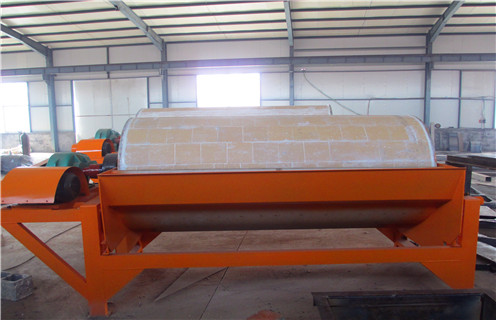 濕式磁選機(jī)，江西濕式磁選機(jī)質(zhì)量，推薦合適廠家_江西濕式磁選機(jī)質(zhì)量結(jié)構(gòu)價(jià)格好，參數(shù)及磁場(chǎng)強(qiáng)度