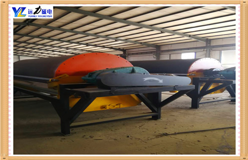 內蒙古小型鐵礦磁選機多少錢一臺_內蒙古小型鐵礦磁選機多少錢一臺如何配置，選三氧化二鐵嗎？